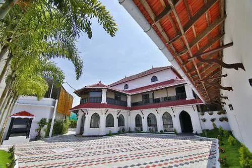 Kochi Spice Heritage מלון
